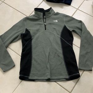 NWOT Girl’s XL North Face Zip Up